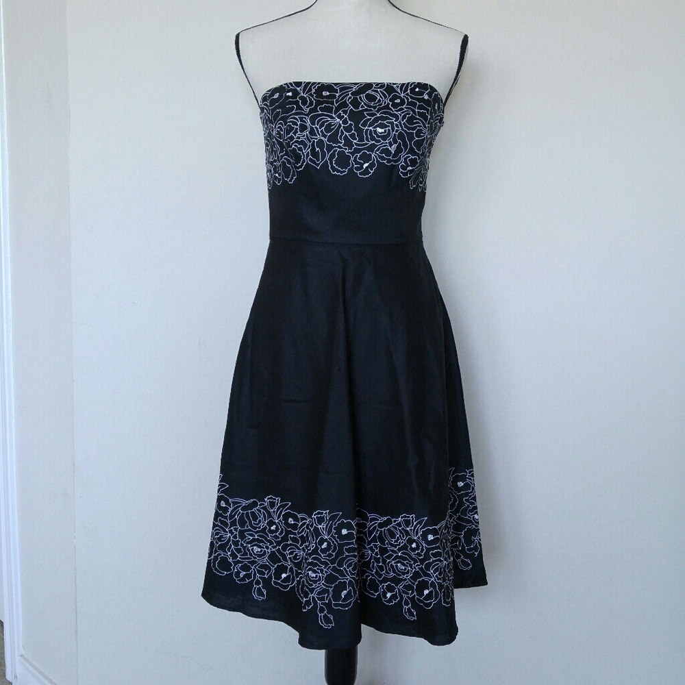 Ann Taylor LoftBlack Strapless Linen Dress